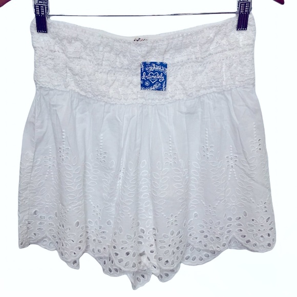 Free People 100% Cotton Embroidered Women’s Shorts - S - Picture 9 of 9